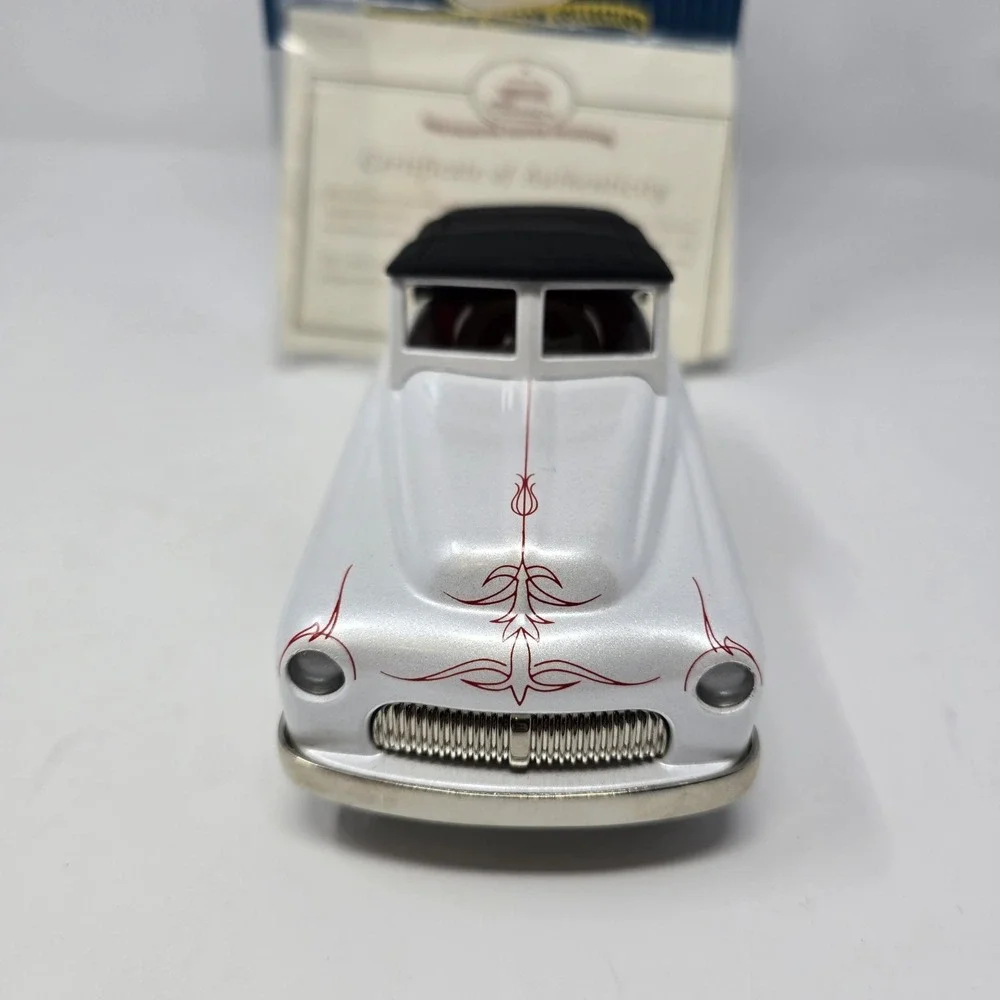 Hallmark Kiddie Car Classics 1950s Custom Convertible Don Palmiter QHG7101 White